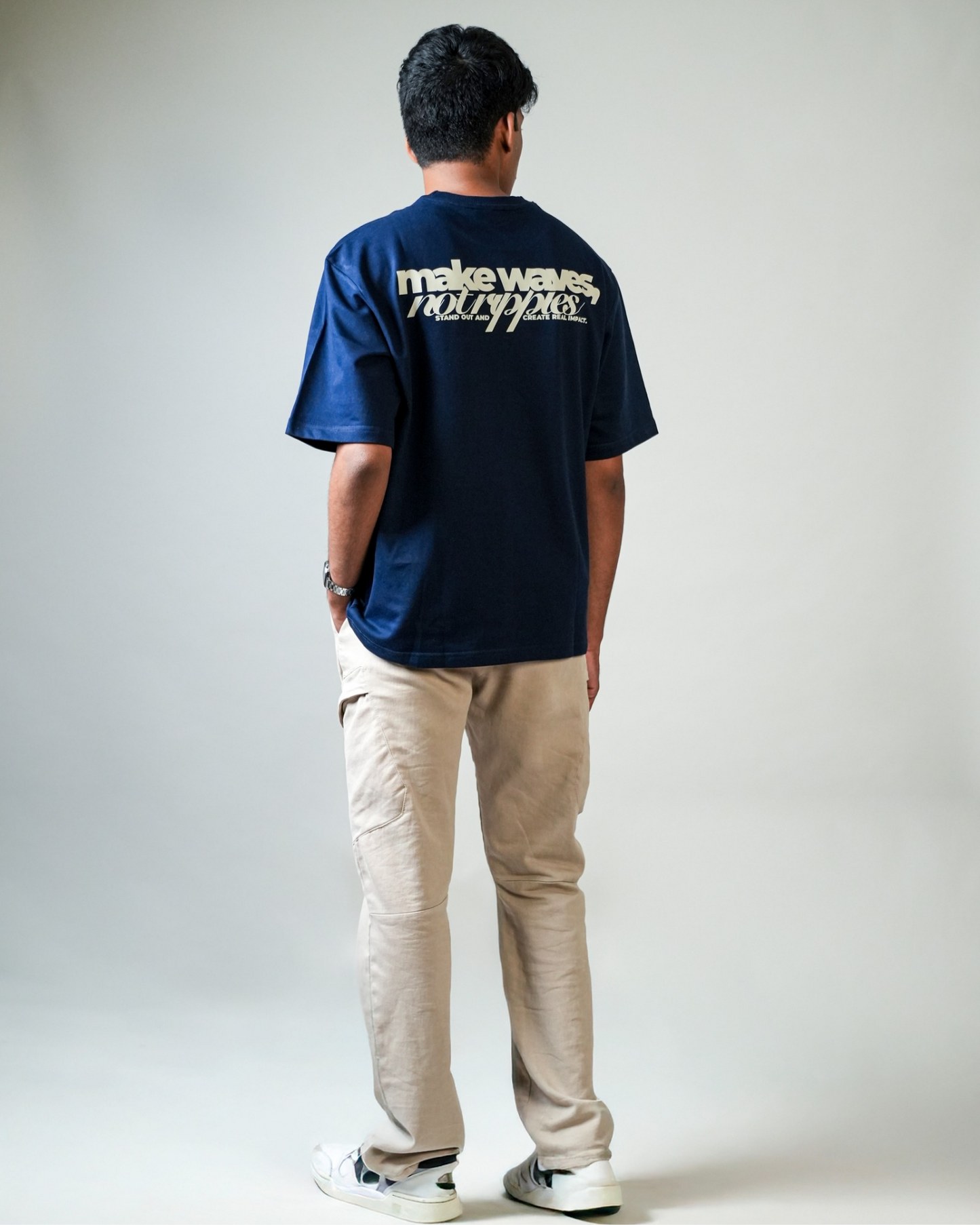 WAVES T-SHIRT