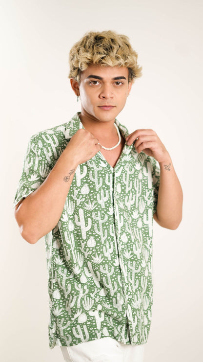 Men's Relaxed Fit Short Sleeves Pokey Cactus Printed Green Shirt