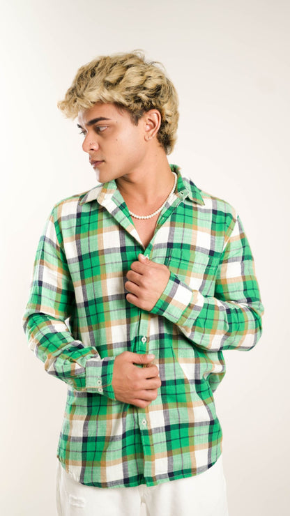 Men's Regular Fit Plaid Checked Full Sleeves Green Front Pocket Shirt
