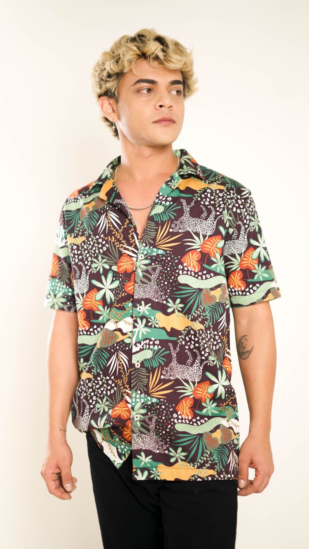 Men's Relaxed Fit Short Sleeves Hawaiian  Shirt