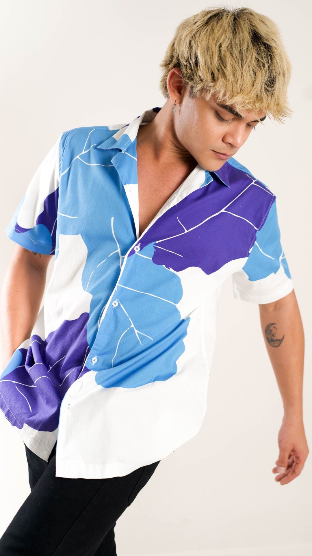Men's Relaxed Fit Short Sleeves Multi Blue Spread Shirt