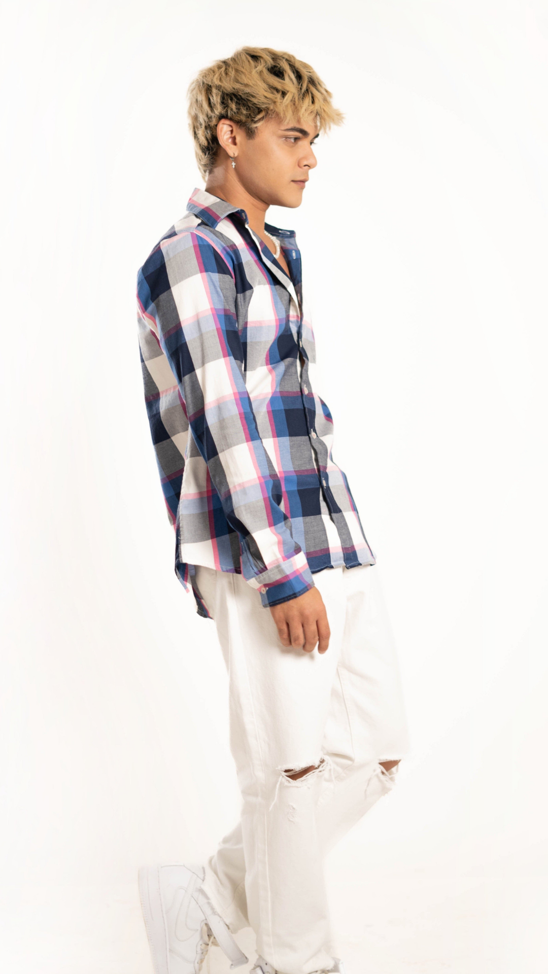 Men's Regular Fit Plaid Checked Full Sleeves Multi-Colour Front Pocket Shirt