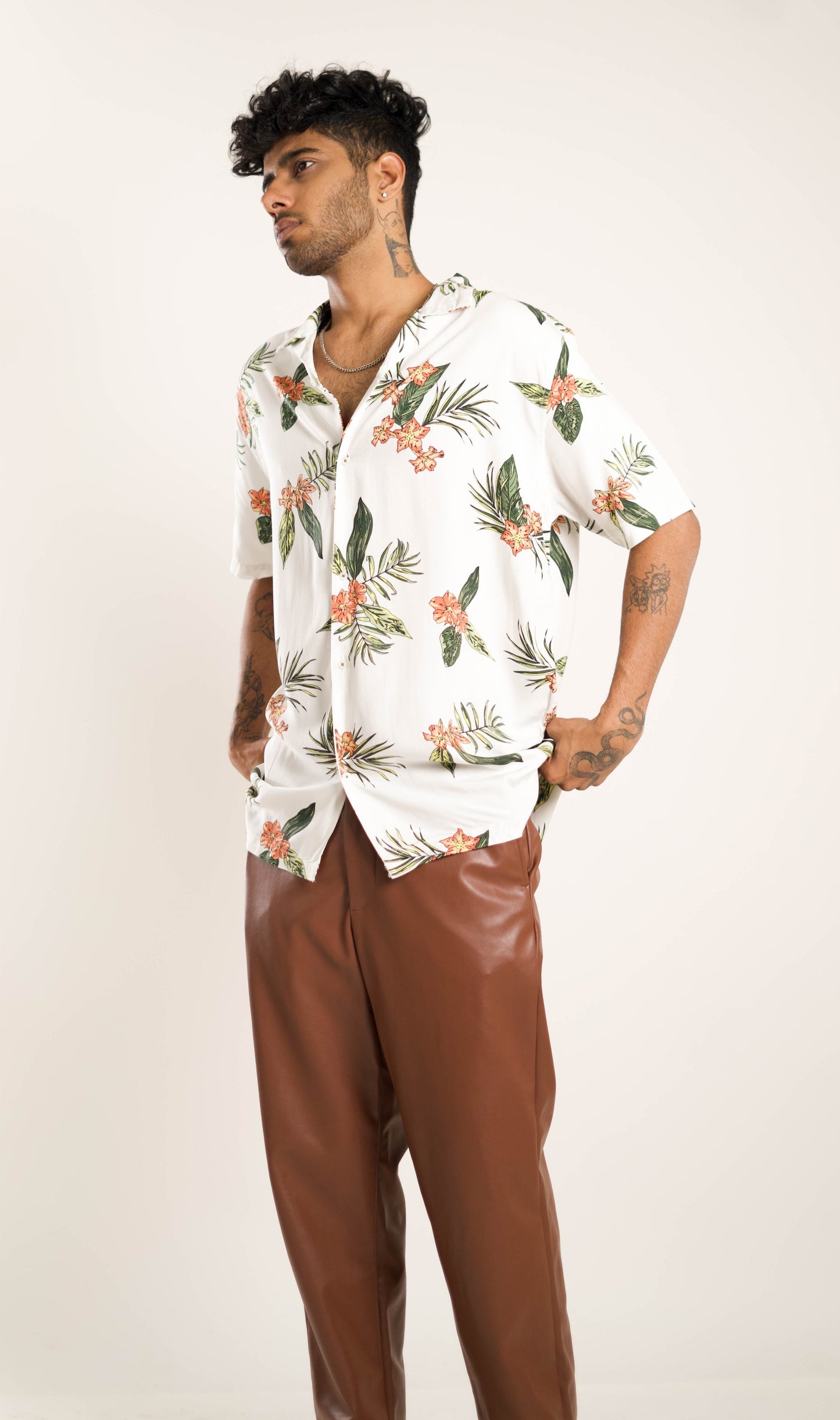 Men's Relaxed Fit Short Sleeves Floral Printed White Shirt