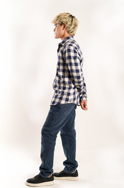 Men's Regular Fit Flannel Checked Full Sleeves Off White & Blue Front Pocket Shirt